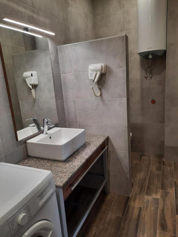 Luxurious Studios Nani 克兰内沃 外观 照片