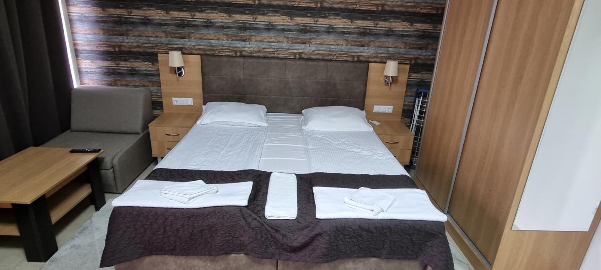 Luxurious Studios Nani 克兰内沃 外观 照片